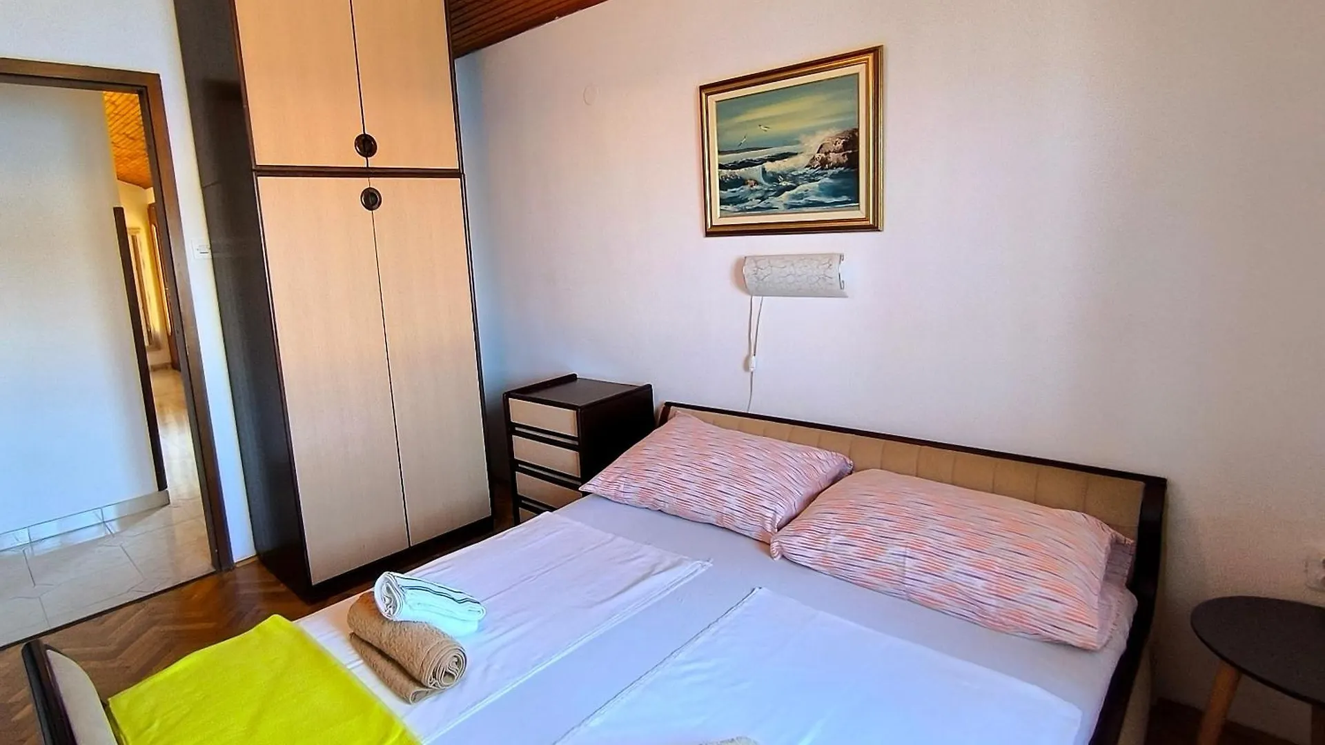Pleasant Apartment With Seaview Mali Lošinj