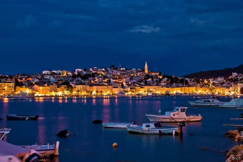 Pleasant Apartment With Seaview Mali Losinj 0*,