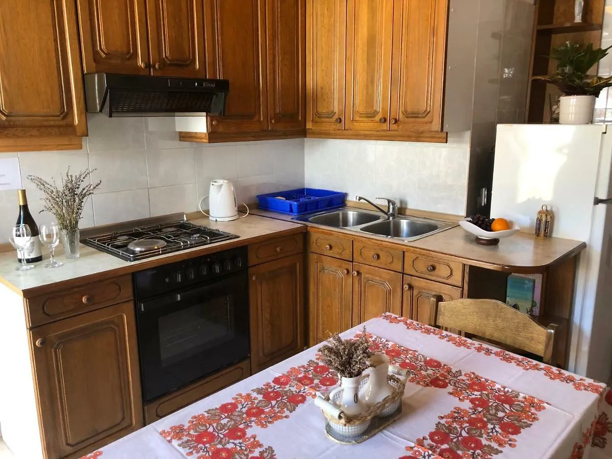 Pleasant Apartment With Seaview Mali Losinj